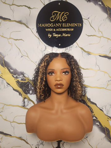 Moniece Unit
